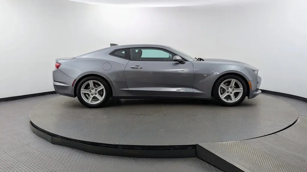2019 CHEVROLET CAMARO 1LT photo 8