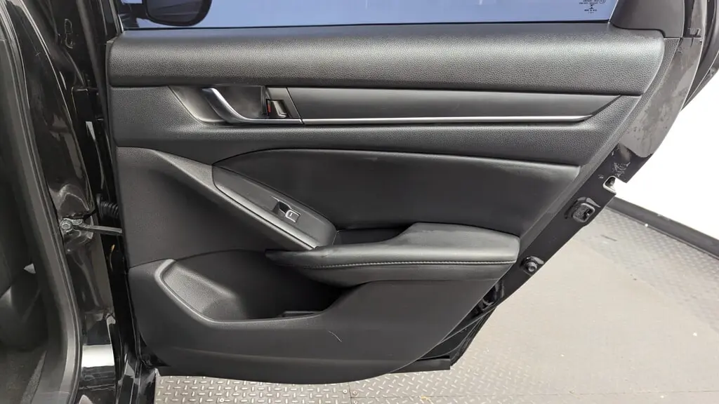 2021 HONDA ACCORD SPORT SE photo 20