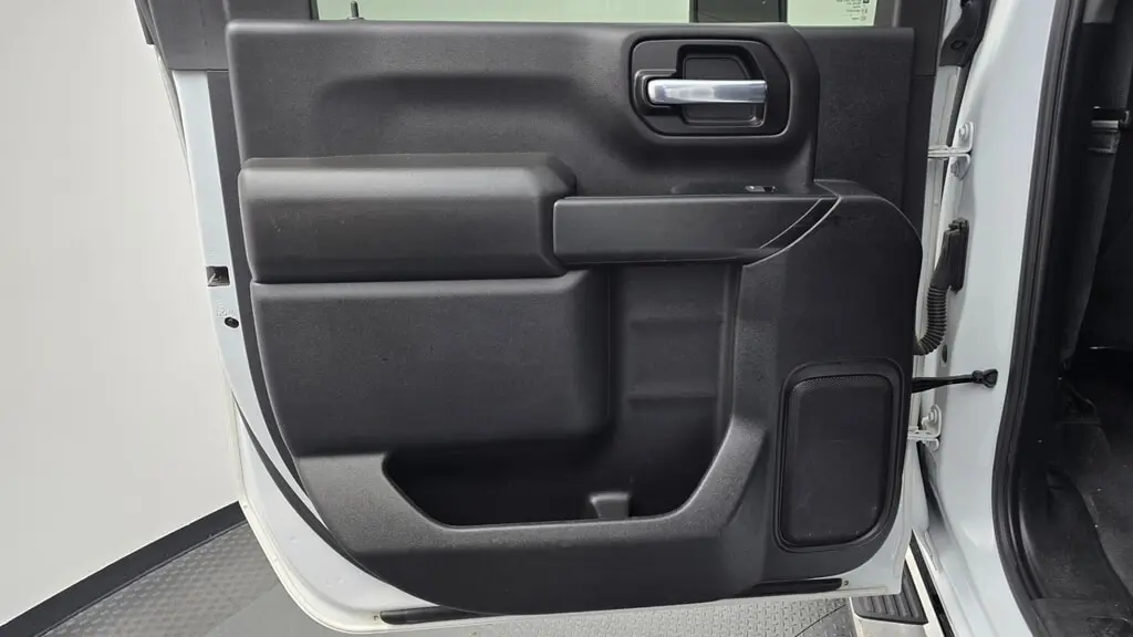 2023 CHEVROLET SILVERADO 2500HD LT photo 16