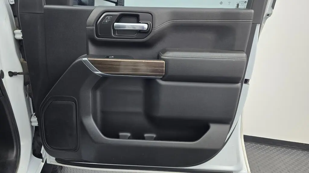 2023 CHEVROLET SILVERADO 2500HD LT photo 22