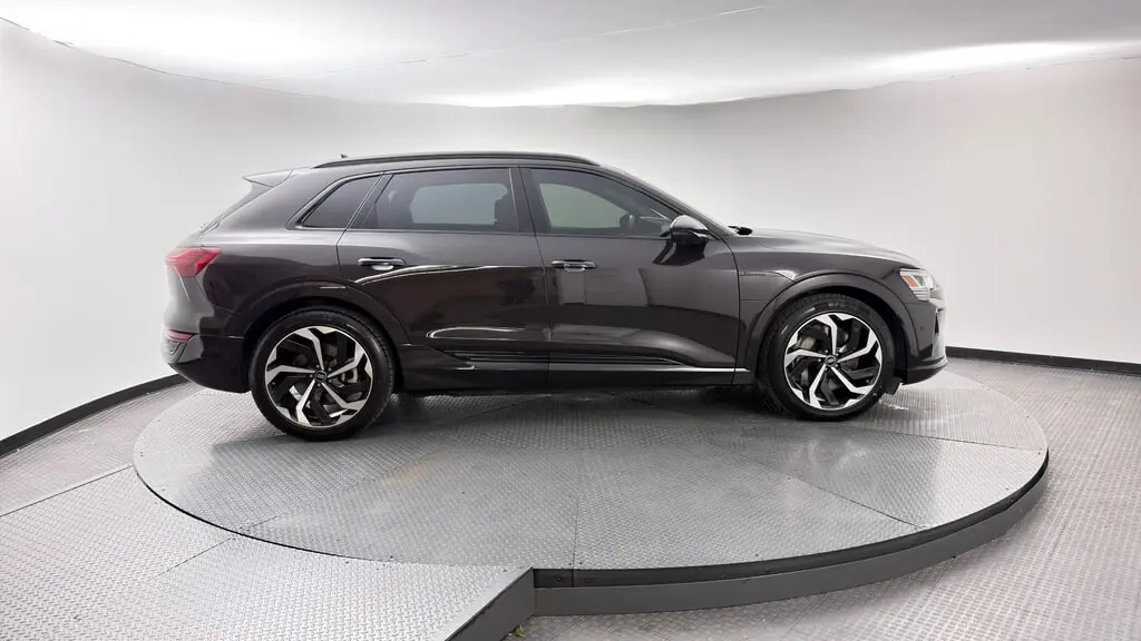 Florida Fine Cars - Used AUDI Q8 E-TRON 2024 WEST PALM PREMIUM PLUS