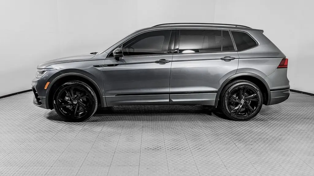 Florida Fine Cars - Used VOLKSWAGEN TIGUAN 2023 ORLANDO SE R-LINE BLACK