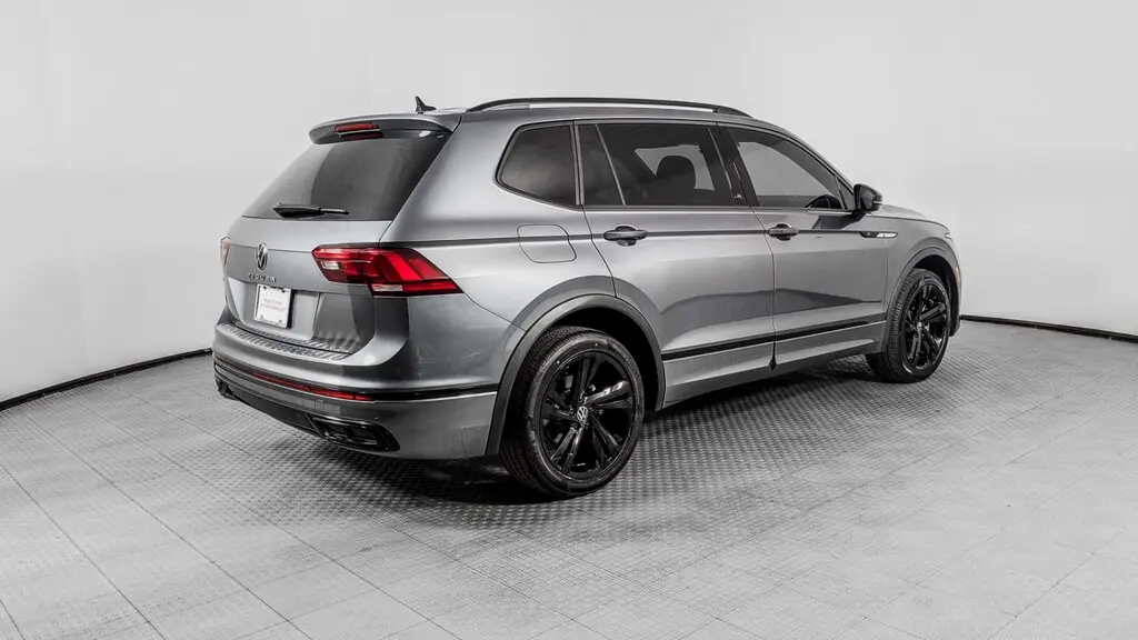 Florida Fine Cars - Used VOLKSWAGEN TIGUAN 2023 ORLANDO SE R-LINE BLACK