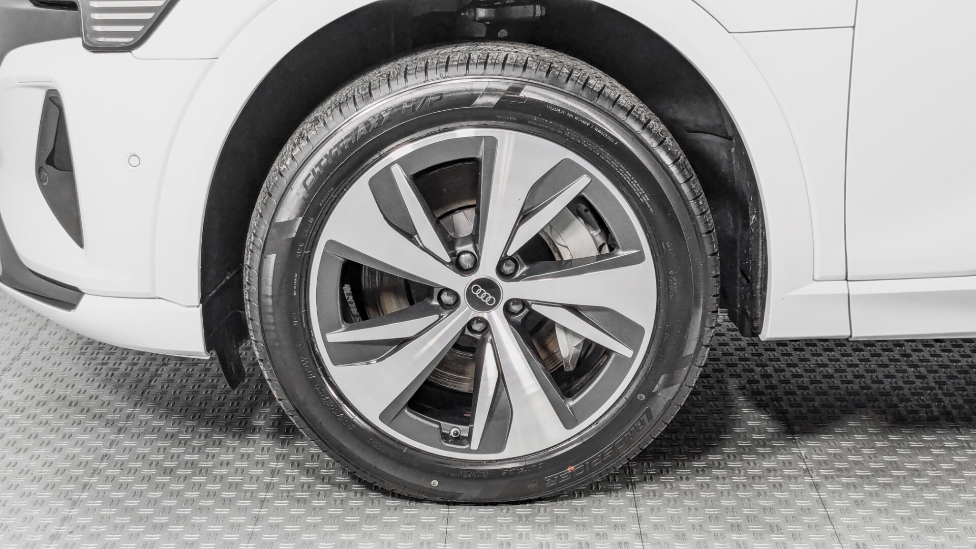 Florida Fine Cars - Used vehicle - SUV AUDI Q8 E-TRON 2024
