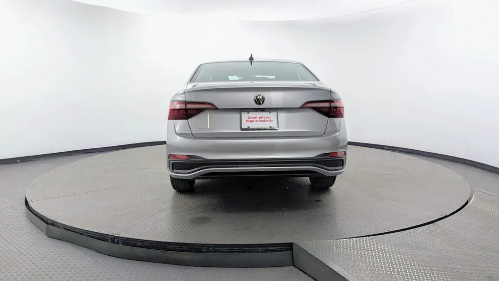 2024 VOLKSWAGEN JETTA S photo 6