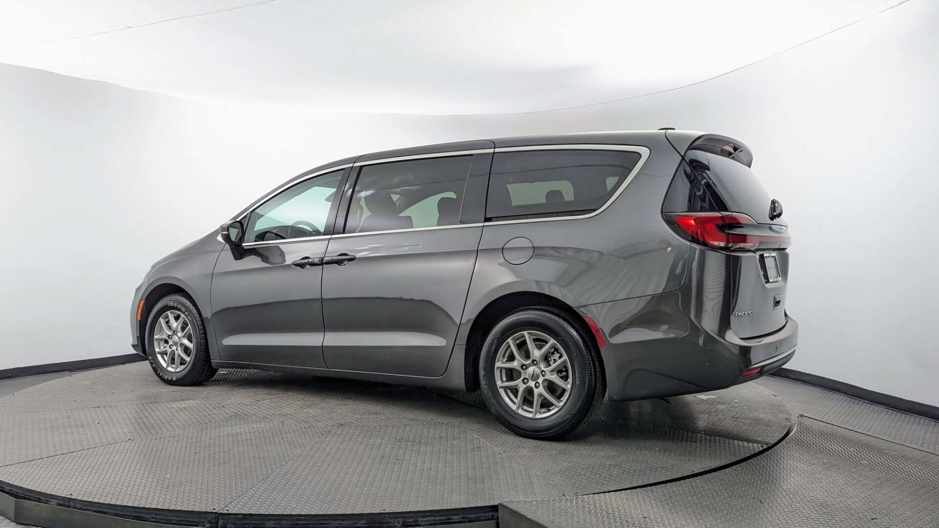 Florida Fine Cars - Used vehicle - MINIVAN CHRYSLER PACIFICA 2023