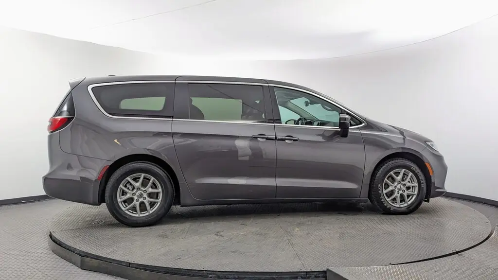 Florida Fine Cars - Used CHRYSLER PACIFICA 2023 MARGATE TOURING L