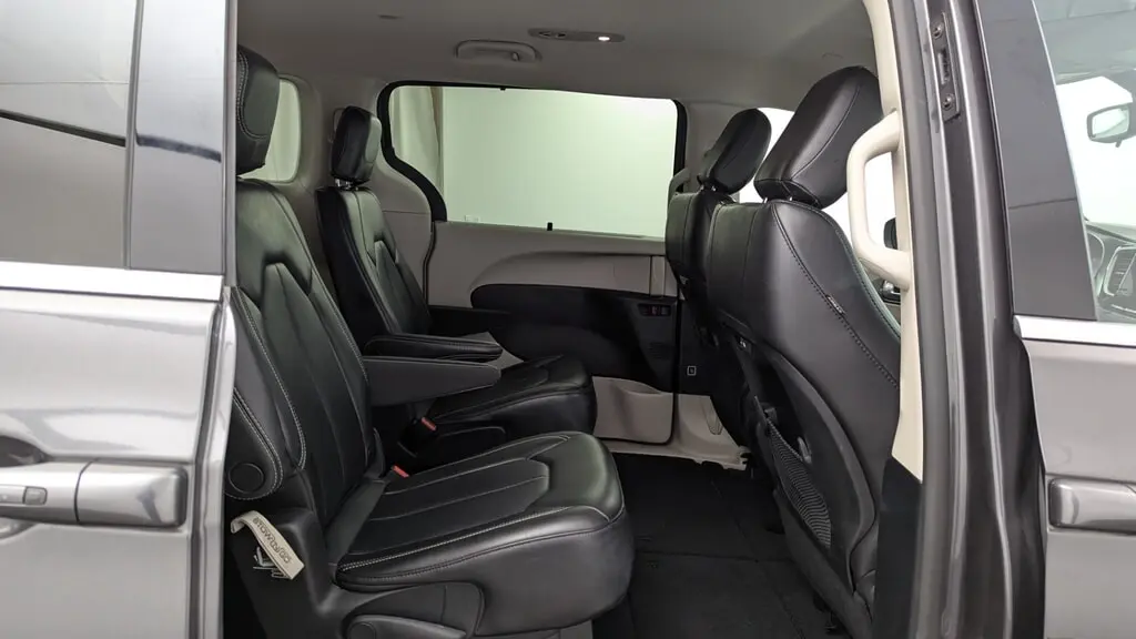 Florida Fine Cars - Used CHRYSLER PACIFICA 2023 MARGATE TOURING L