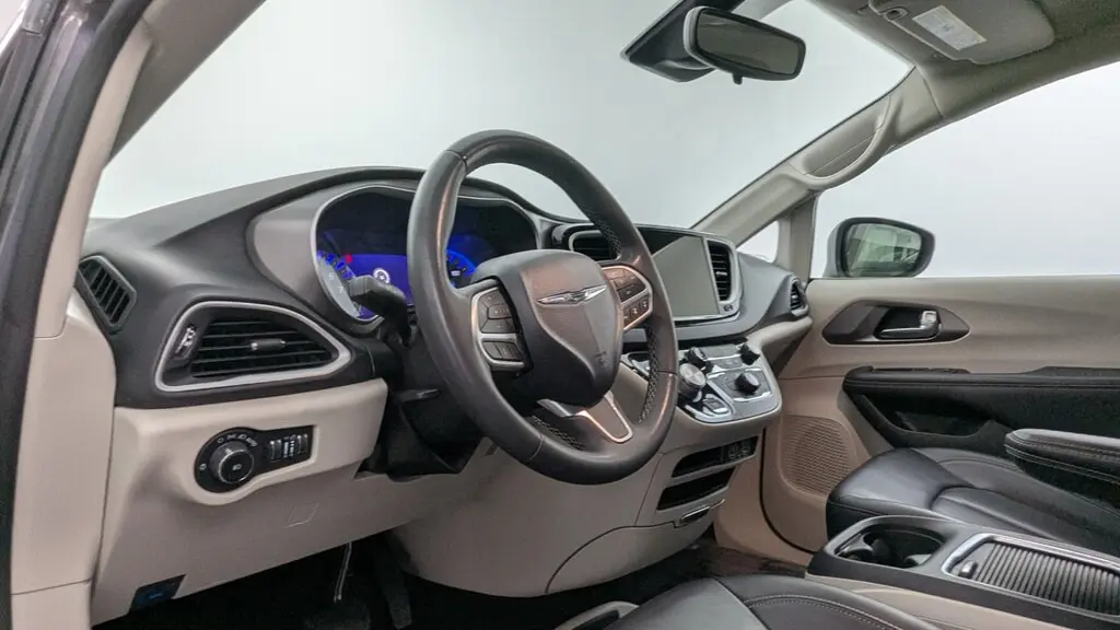 Florida Fine Cars - Used CHRYSLER PACIFICA 2023 MARGATE TOURING L