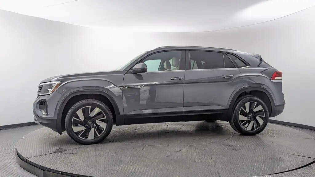 Florida Fine Cars - Used VOLKSWAGEN ATLAS CROSS SPORT 2024 MIAMI 2.0T SE W/TECHNOLOGY