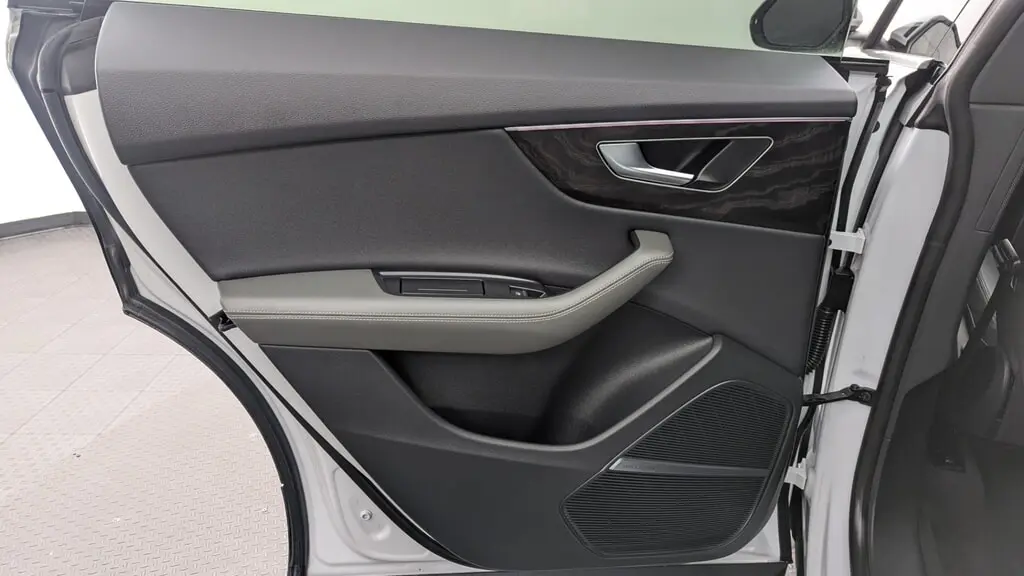 2023 AUDI Q8 PREMIUM PLUS photo 16