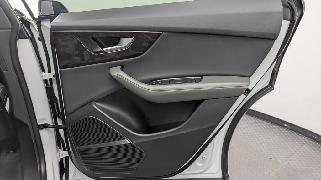 2023 AUDI Q8 PREMIUM PLUS photo 21