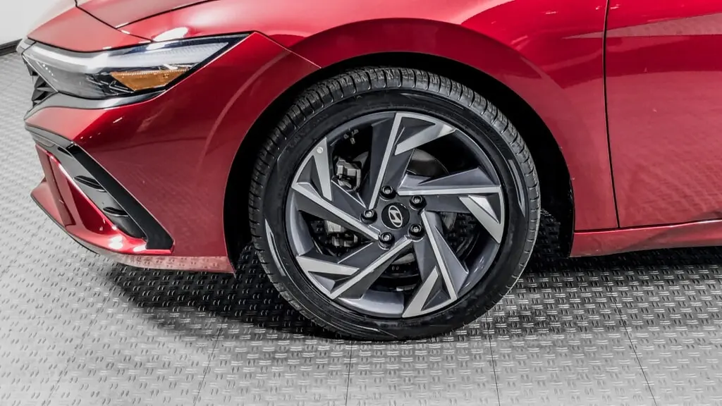 Florida Fine Cars - Used HYUNDAI ELANTRA 2025 ORLANDO SEL CONVENIENCE