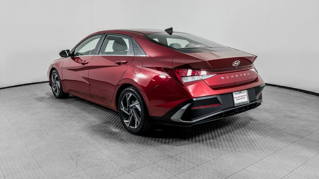 Florida Fine Cars - Used HYUNDAI ELANTRA 2025 ORLANDO SEL CONVENIENCE