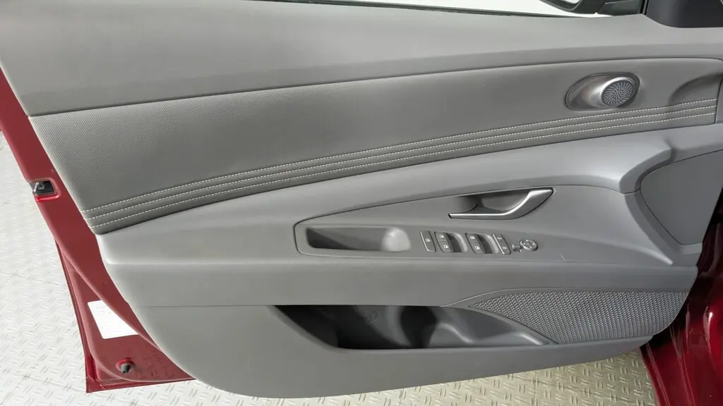 Florida Fine Cars - Used HYUNDAI ELANTRA 2025 ORLANDO SEL CONVENIENCE