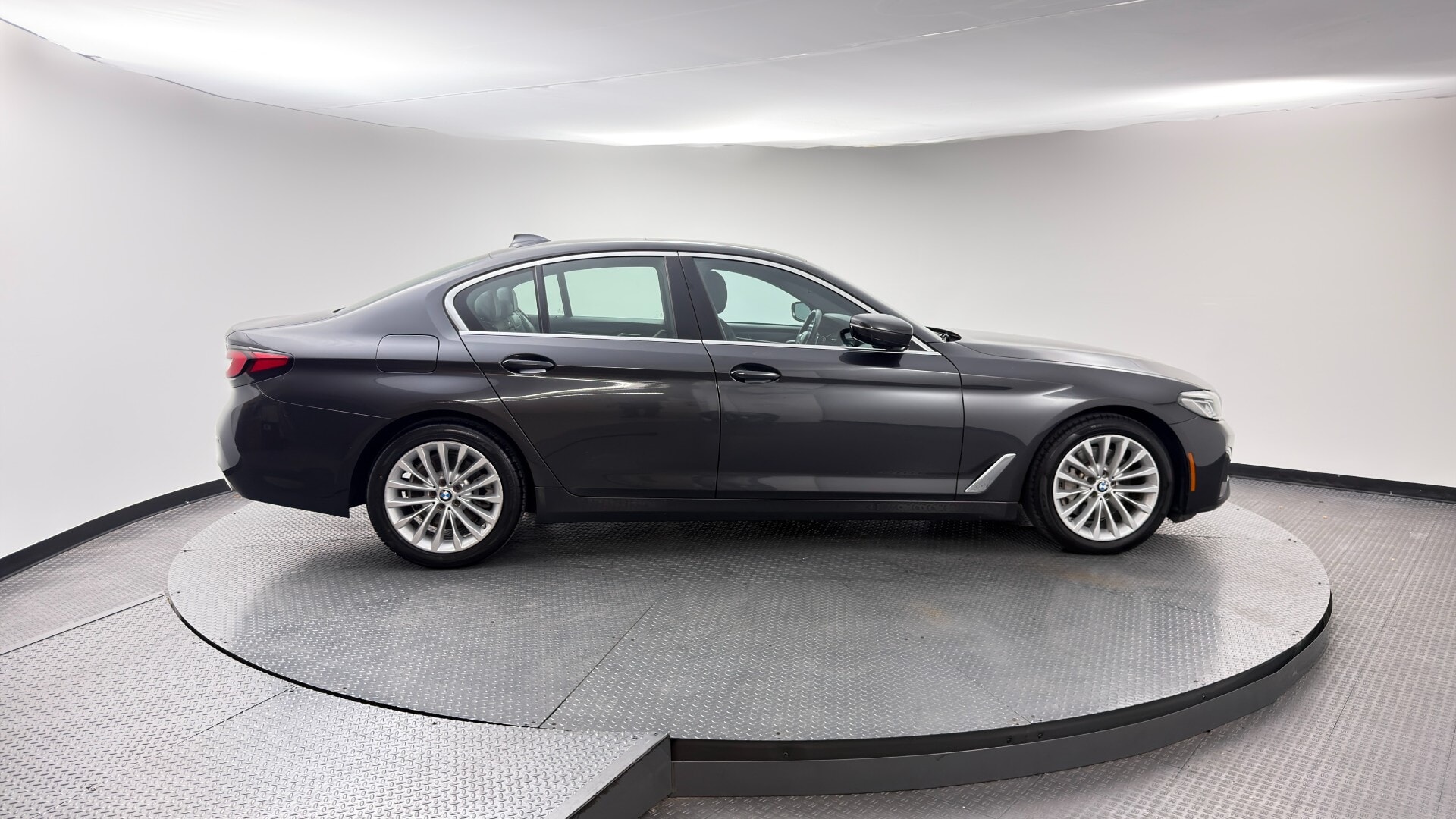 Florida Fine Cars - Used vehicle - SEDAN BMW 5 SERIES 2023