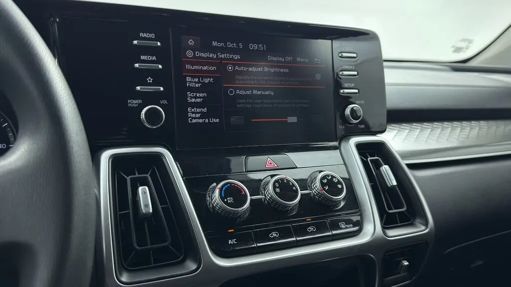2022 KIA SORENTO LX photo 36