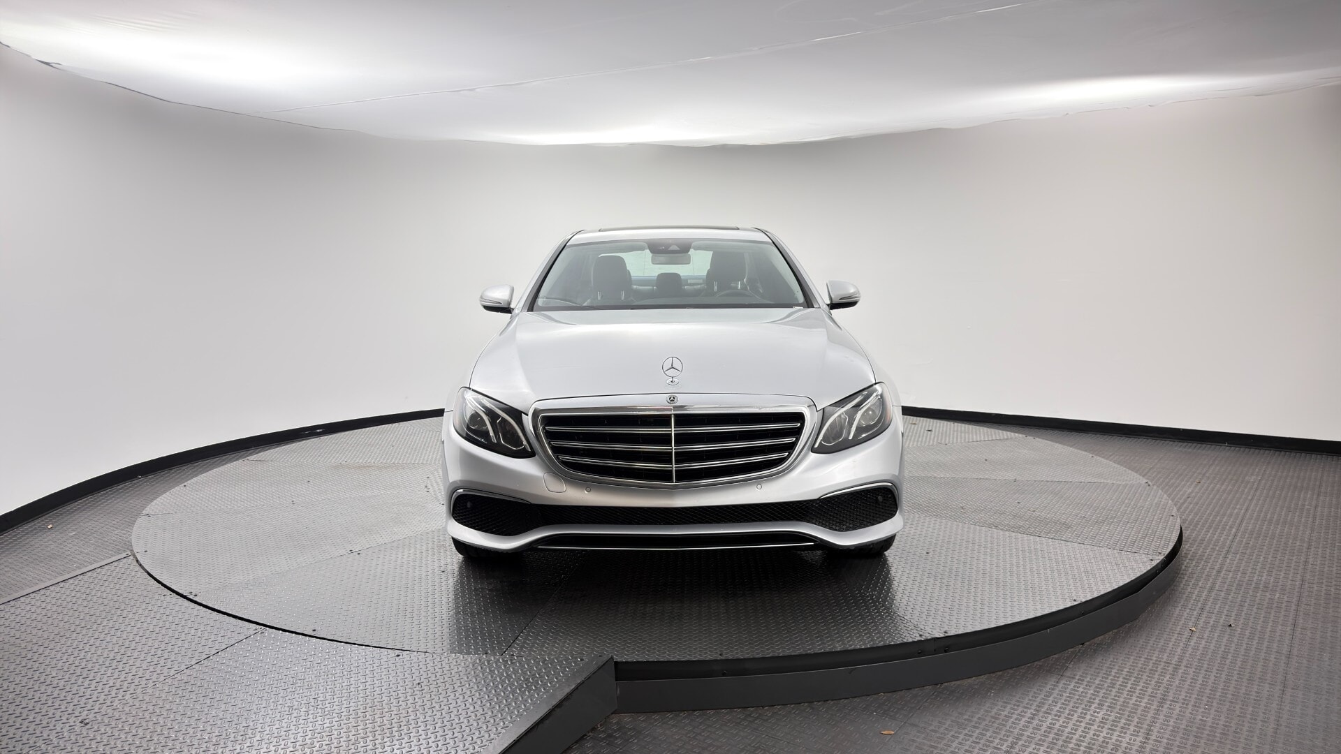 Florida Fine Cars - Used vehicle - SEDAN MERCEDES-BENZ E-CLASS 2018