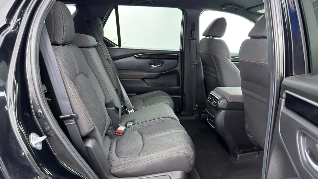 2025 HONDA PILOT SPORT photo 18
