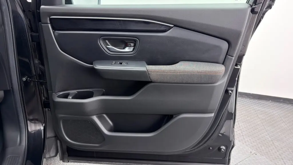 2025 HONDA PILOT SPORT photo 22