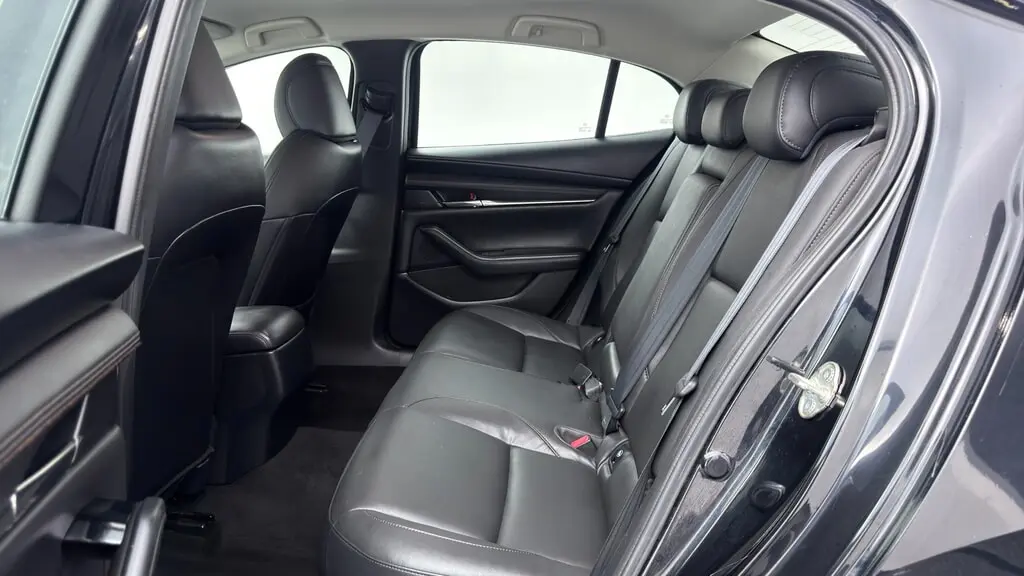 2019 MAZDA MAZDA3 W/PREFERRED PKG photo 15
