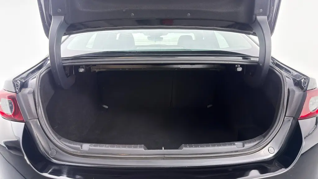 2019 MAZDA MAZDA3 W/PREFERRED PKG photo 16