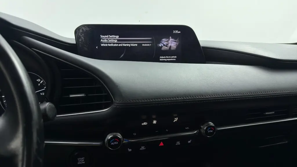 2019 MAZDA MAZDA3 W/PREFERRED PKG photo 30