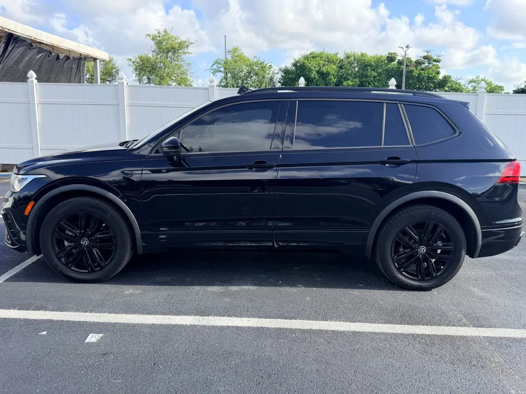 Florida Fine Cars - Used VOLKSWAGEN TIGUAN 2022 MIAMI SE R-LINE BLACK