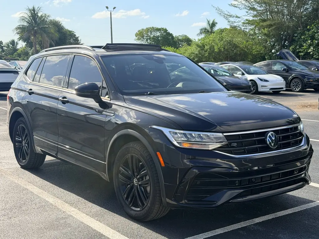 Florida Fine Cars - Used VOLKSWAGEN TIGUAN 2022 MIAMI SE R-LINE BLACK