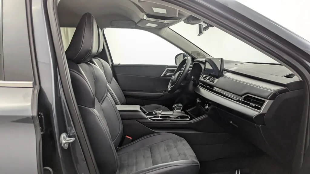 Florida Fine Cars - Used MITSUBISHI OUTLANDER 2025 MIAMI SE