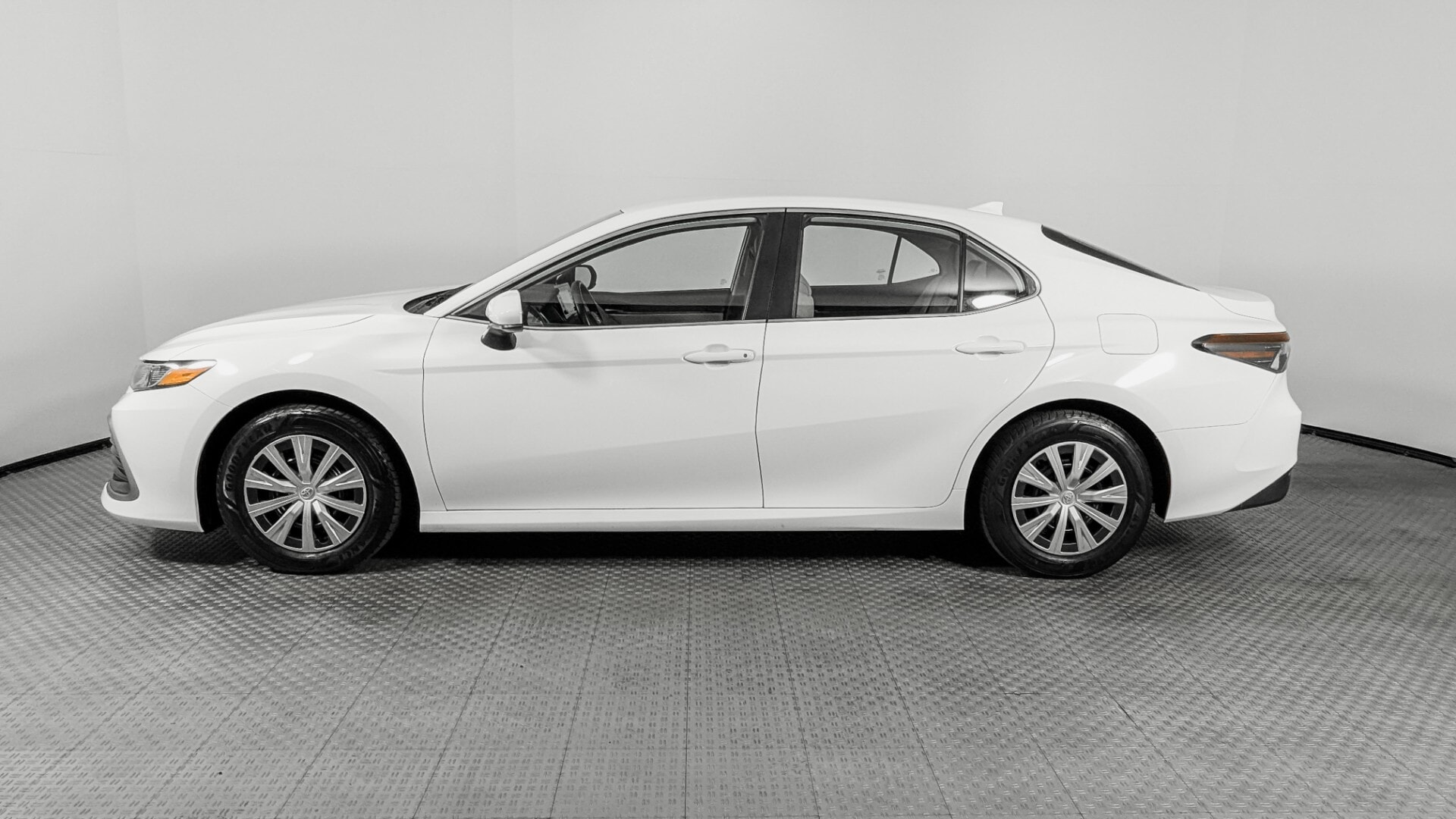 Florida Fine Cars - Used vehicle - SEDAN TOYOTA CAMRY 2022