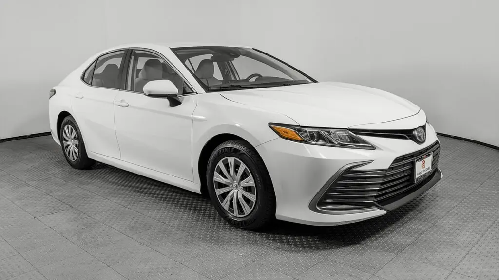 Florida Fine Cars - Used TOYOTA CAMRY 2022 ORLANDO HYBRID LE