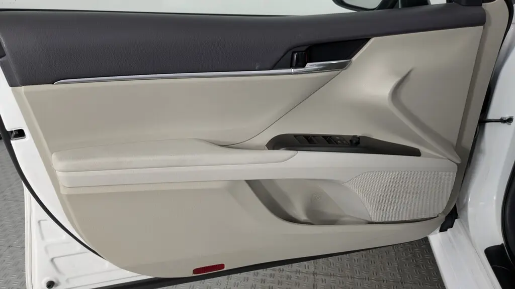Florida Fine Cars - Used TOYOTA CAMRY 2022 ORLANDO HYBRID LE