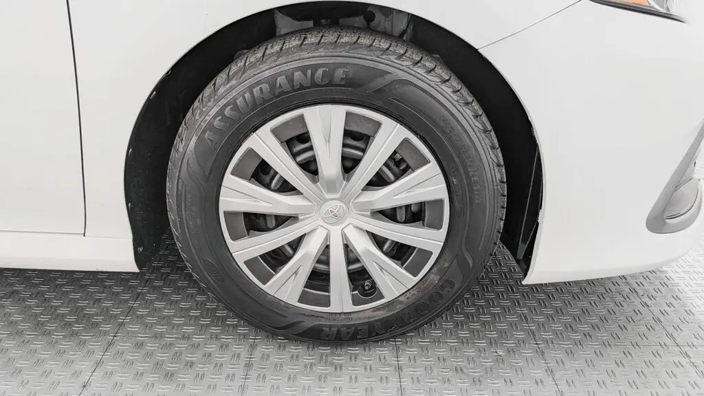 Florida Fine Cars - Used TOYOTA CAMRY 2022 ORLANDO HYBRID LE