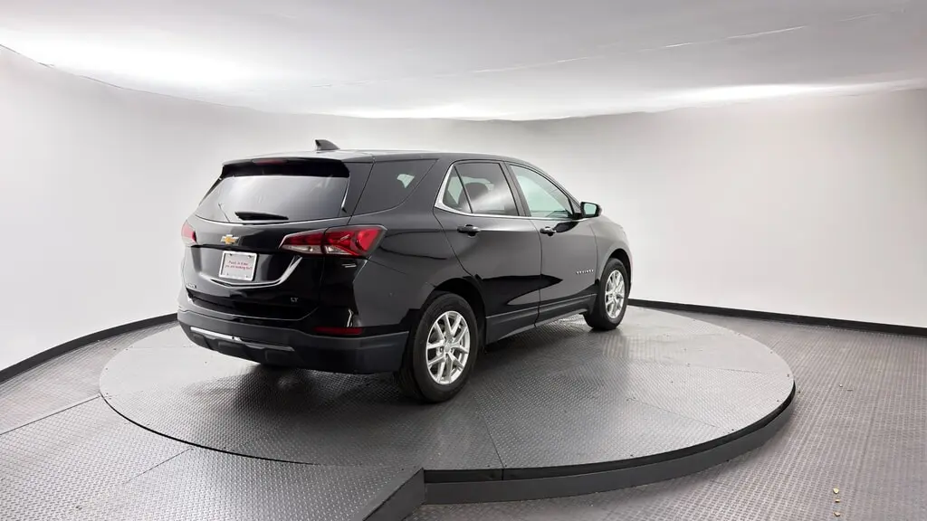 2023 CHEVROLET EQUINOX LT photo 7