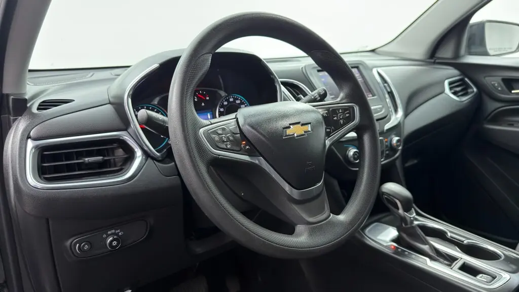 2023 CHEVROLET EQUINOX LT photo 23