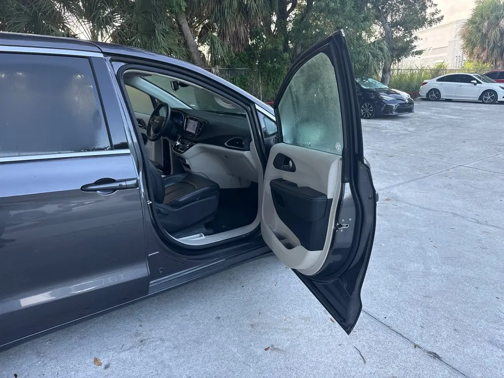 Florida Fine Cars - Used CHRYSLER PACIFICA 2023 WEST PALM TOURING L