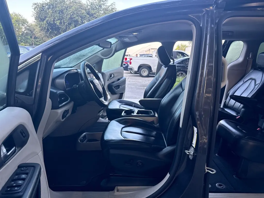 Florida Fine Cars - Used CHRYSLER PACIFICA 2023 WEST PALM TOURING L