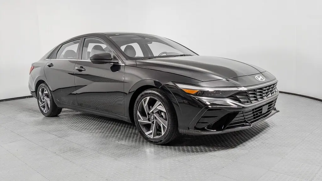 Florida Fine Cars - Used HYUNDAI ELANTRA 2025 ORLANDO SEL CONVENIENCE