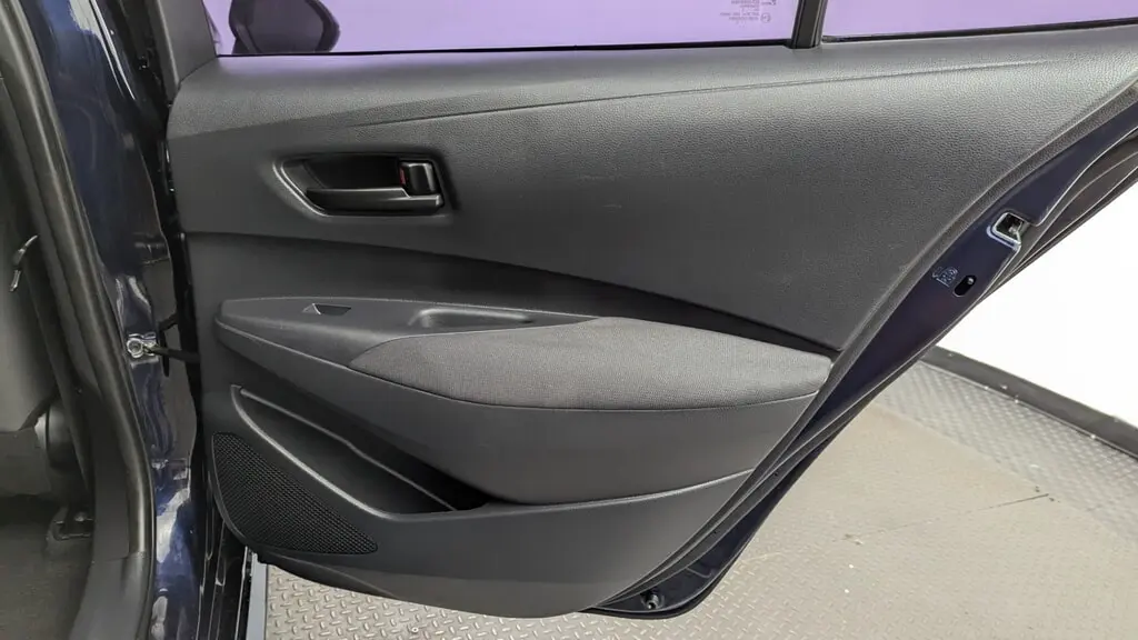 2024 TOYOTA COROLLA LE photo 18