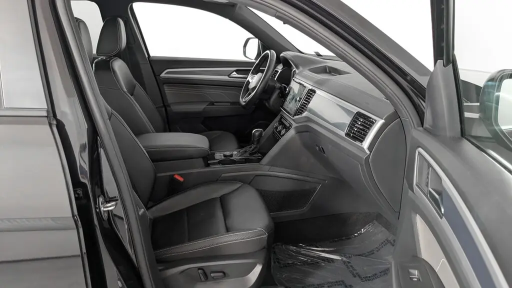 Florida Fine Cars - Used VOLKSWAGEN ATLAS CROSS SPORT 2023 ORLANDO 3.6L V6 SEL R-LINE BLACK