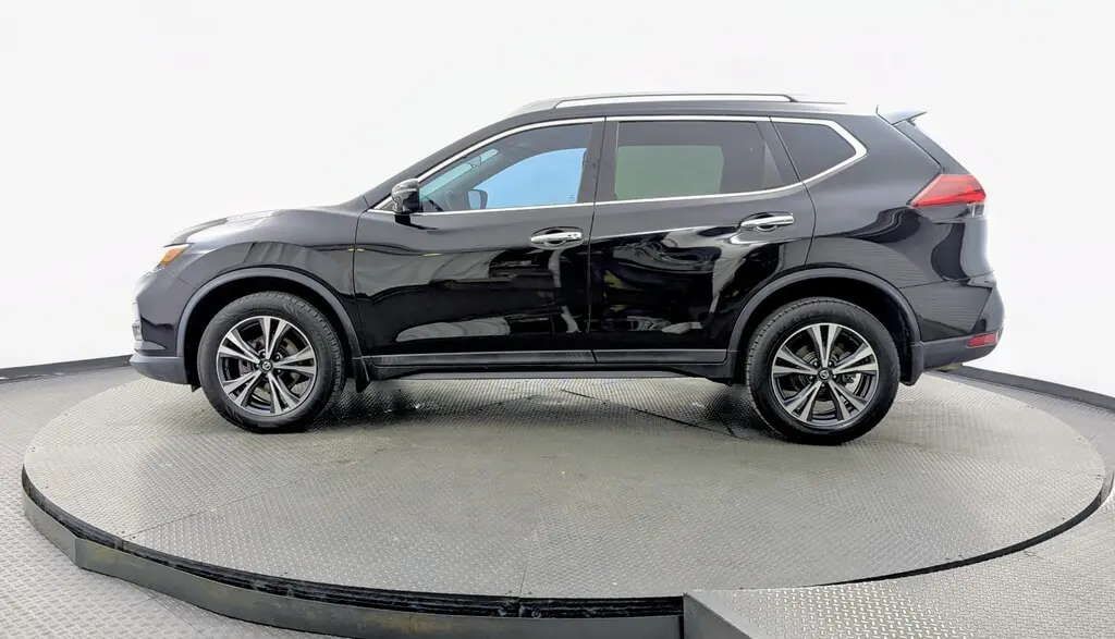 2020 NISSAN ROGUE SV photo 2