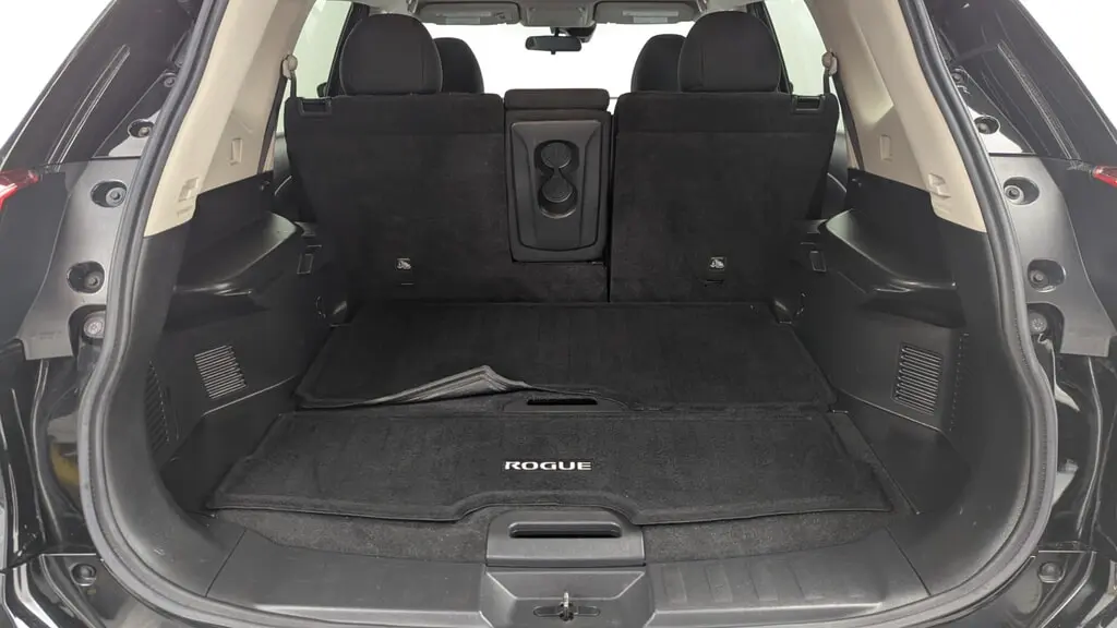 2020 NISSAN ROGUE SV photo 17