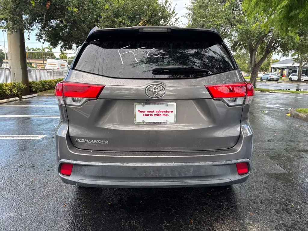 Florida Fine Cars - Used TOYOTA HIGHLANDER 2018 MIAMI LE