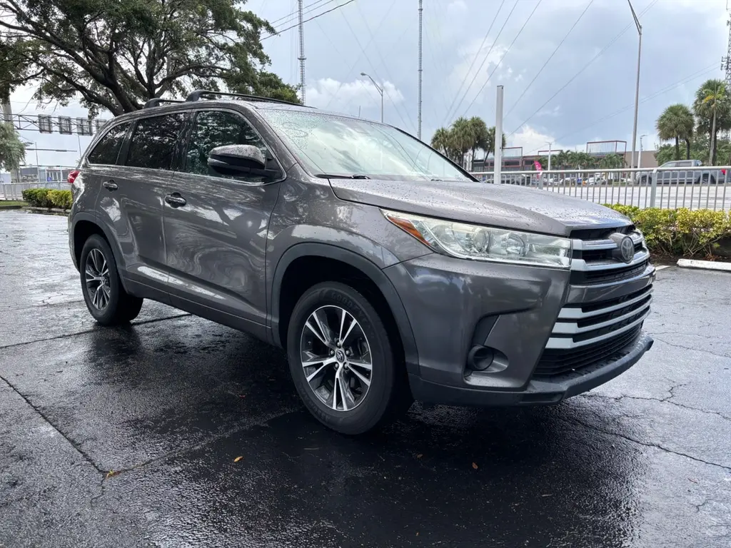 Florida Fine Cars - Used TOYOTA HIGHLANDER 2018 MIAMI LE