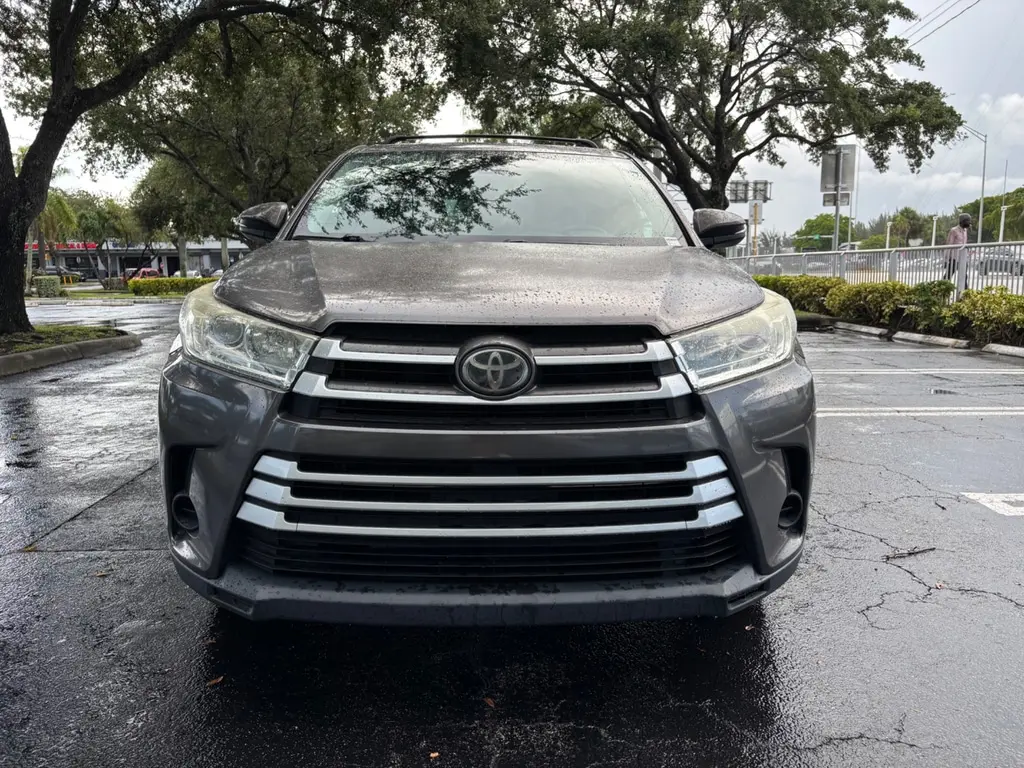 Florida Fine Cars - Used TOYOTA HIGHLANDER 2018 MIAMI LE
