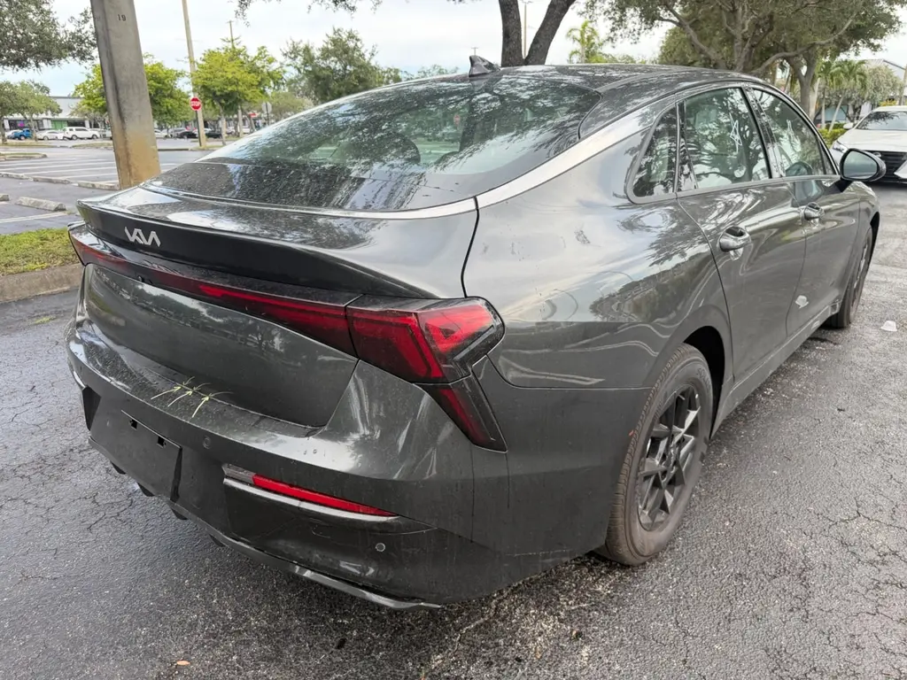 2026 KIA K5 LXS photo 6