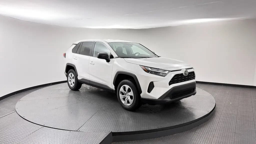 2025 TOYOTA RAV4 LE photo 10