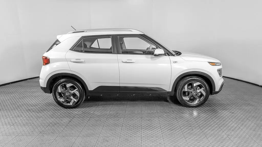 Florida Fine Cars - Used HYUNDAI VENUE 2025 ORLANDO SEL