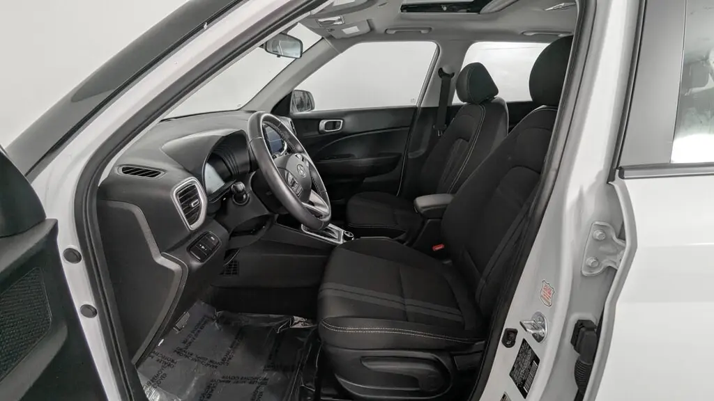 Florida Fine Cars - Used HYUNDAI VENUE 2025 ORLANDO SEL